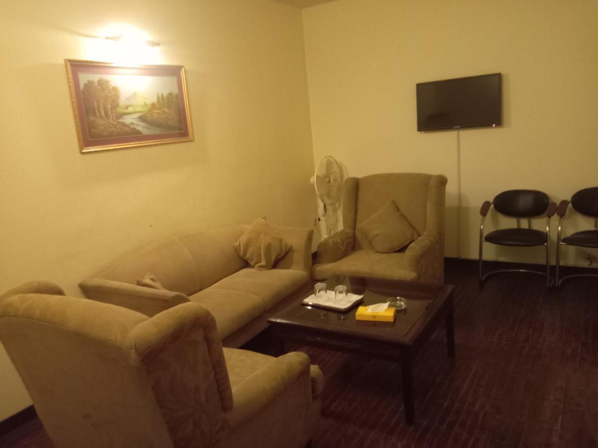 Hotel Shalimar רוואלפינדי מראה חיצוני תמונה