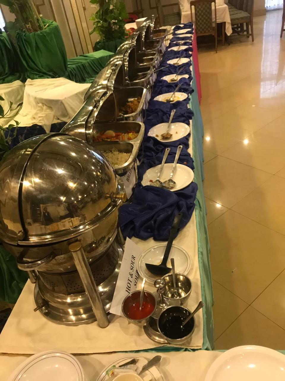 Hotel Shalimar רוואלפינדי מראה חיצוני תמונה