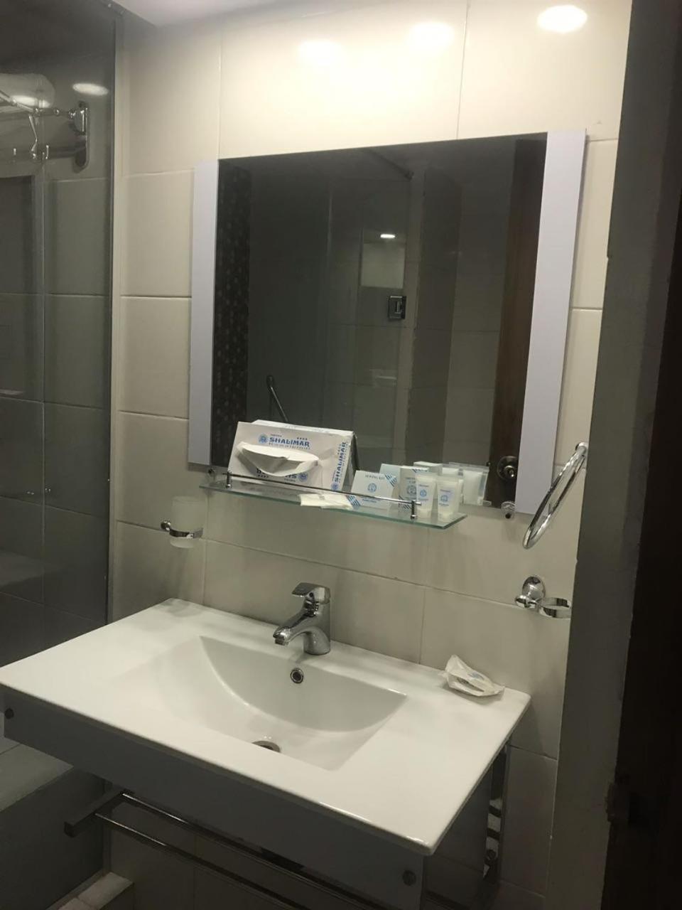 Hotel Shalimar רוואלפינדי מראה חיצוני תמונה